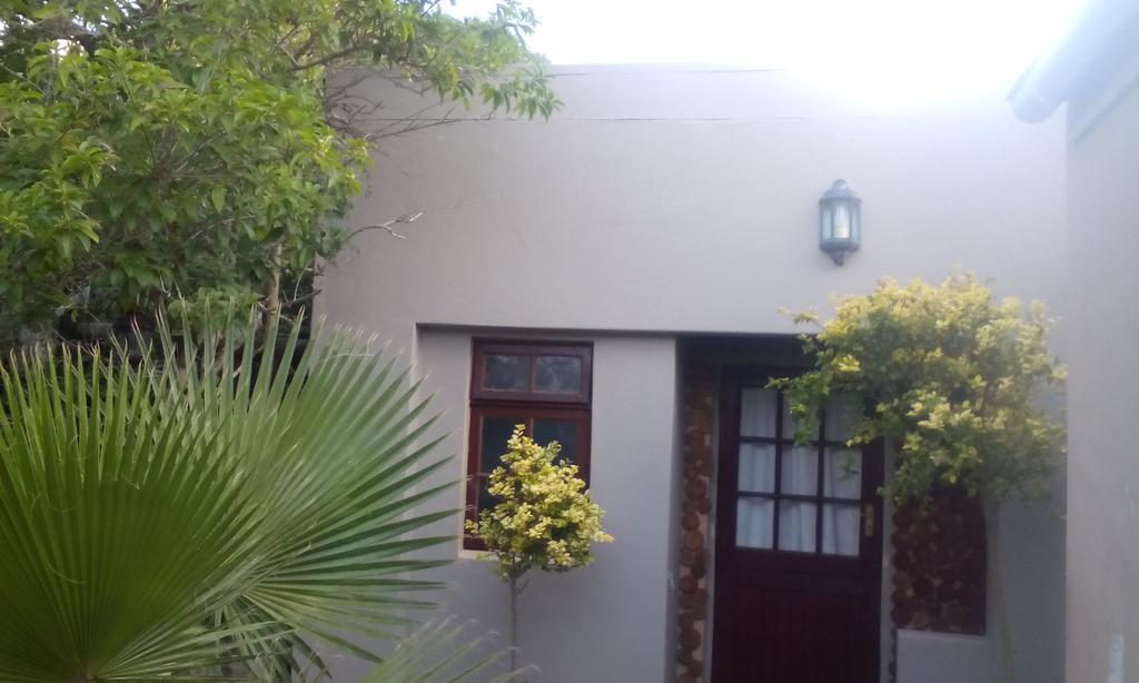 Guest house The Buddha Garden Cape Town