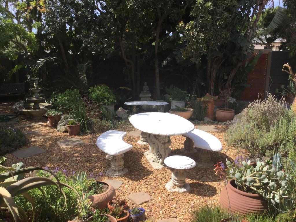 Guest house The Buddha Garden Cape Town