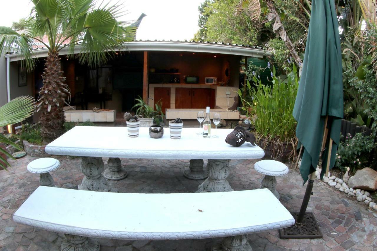 Guest house The Buddha Garden Cape Town